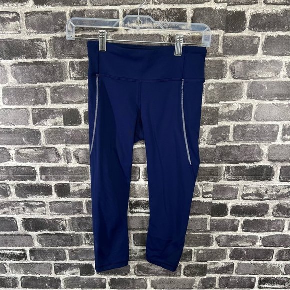Lululemon Blue On Track Crop Leggings 19" Hero Blue - size 2 - Picture 1 of 9